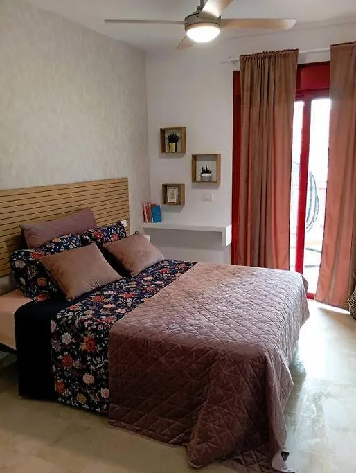 Piso Moderno Con Wifi Y Piscina Daire Palm-mar İspanya
